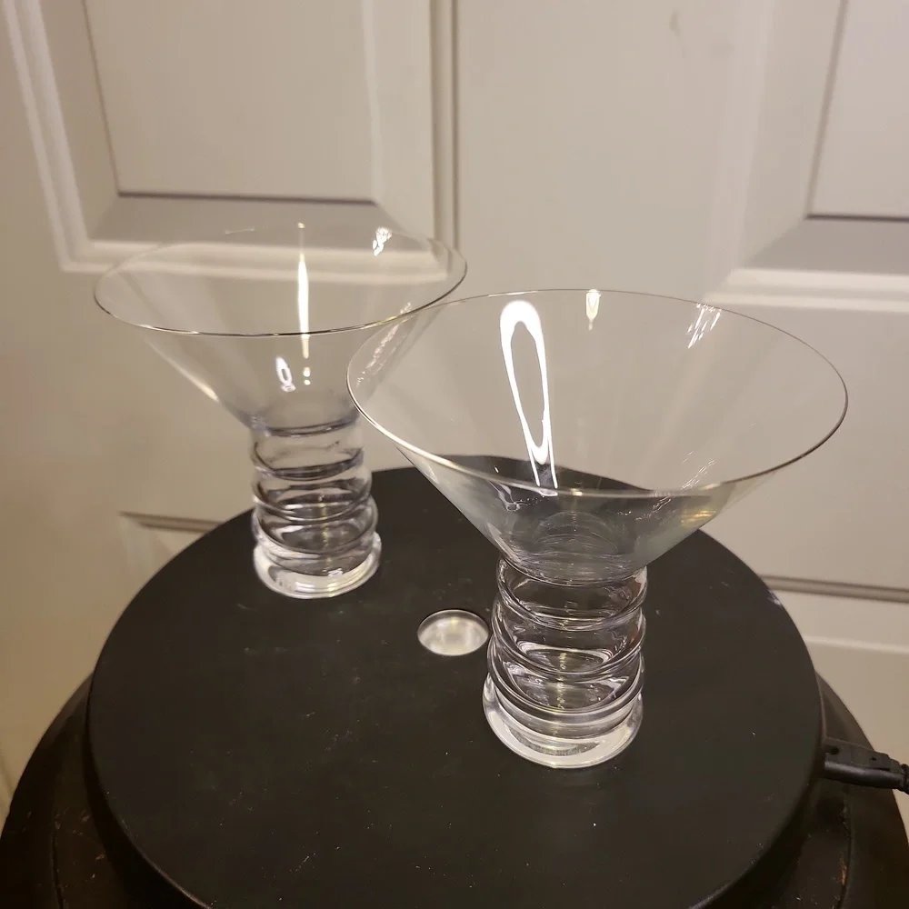 Two RIEDEL O Art Deco Style Hollow Stem Elegant Martini Glasses